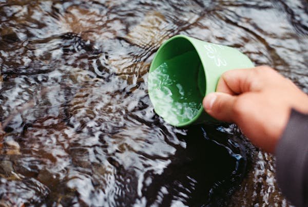 Pollution de l'eau aux pfas : comment s'en protéger efficacement
