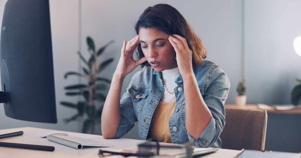 De l'éruption cutanée à la boule derrière l'oreille : comprendre et traiter les différents problèmes de peau